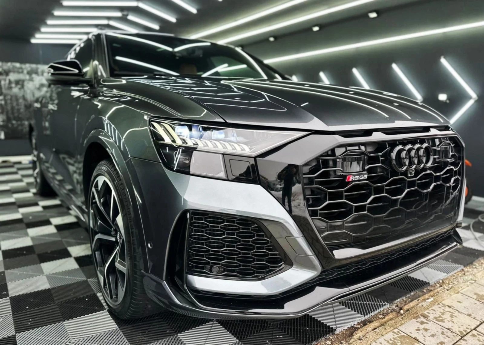 Audi RSQ8 ОЧАКВАН ВНОС Audi RSQ8 CERAMIC FULLMAXX, снимка 9 - Автомобили и джипове - 54429857