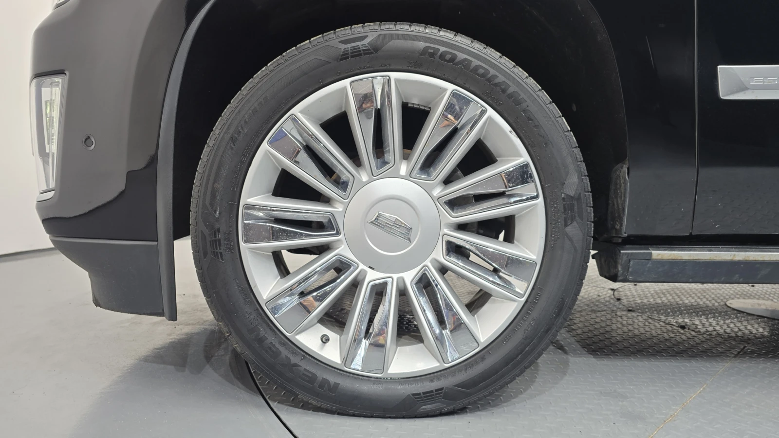 Cadillac Escalade 6.2* BLIND SPOT* МАСАЖ* ЕЛ. БАГАЖНИК* HUD* КРАЙНА , снимка 5 - Автомобили и джипове - 55367098