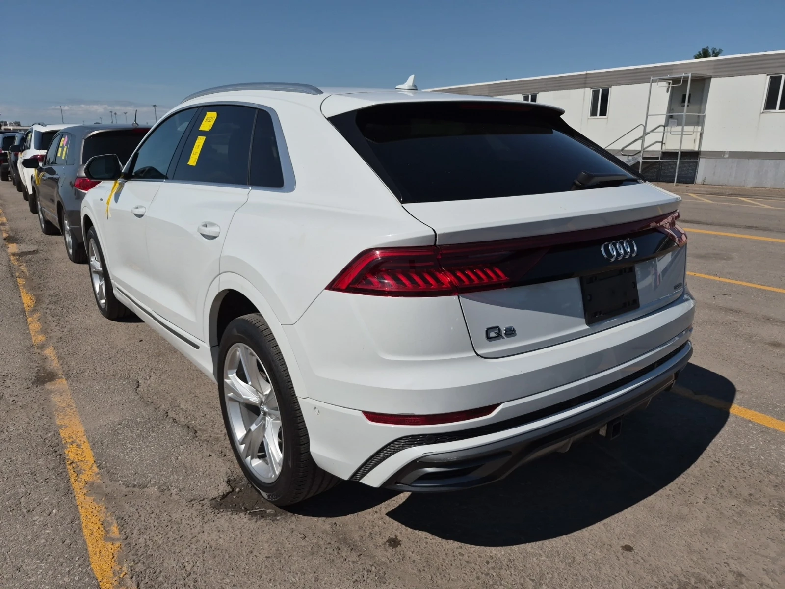 Audi Q8 PROGRESSIV, АВТОКРЕДИТ, снимка 4 - Автомобили и джипове - 55949795