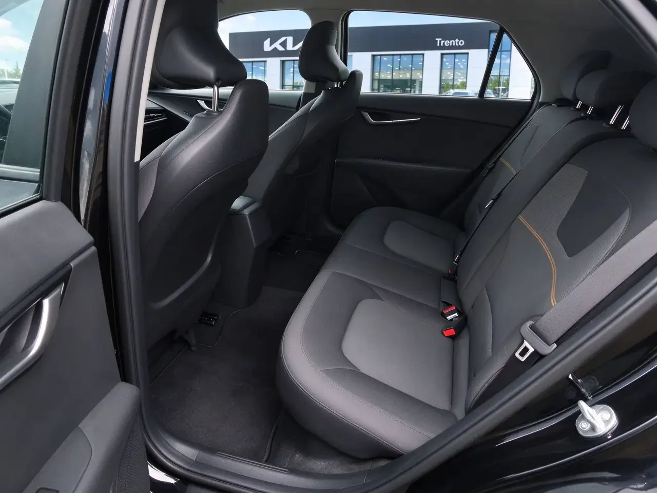 Kia Niro LX |  Hybrid | Gas Saver | One Owner |  | Mobile.bg � ����������� 11