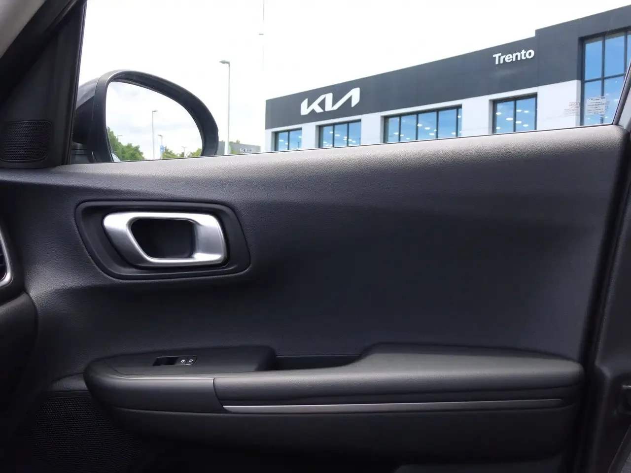 Kia Niro LX |  Hybrid | Gas Saver | One Owner |  | Mobile.bg � ����������� 14