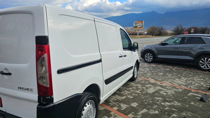 Toyota Proace 2.0HDI--128kc, снимка 4 - Бусове и автобуси - 52478788