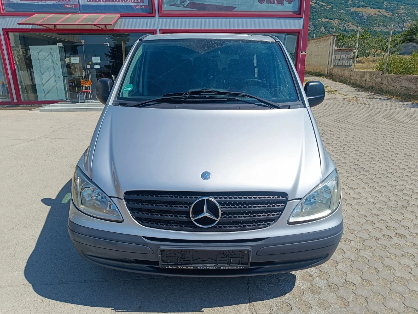 Mercedes-Benz Vito 9места КЛИМА 646 - изображение 2