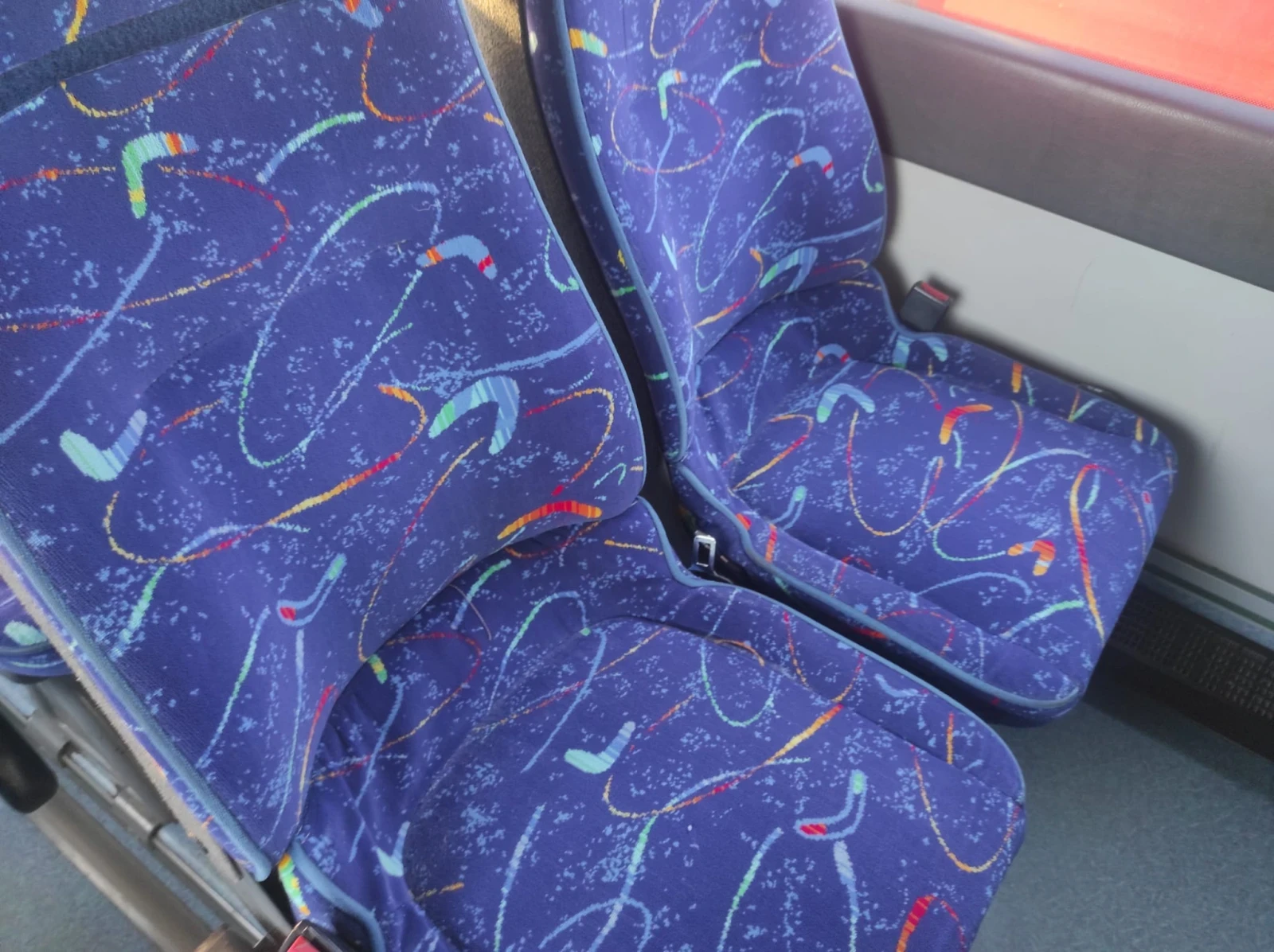 Man 469 | Mobile.bg   12