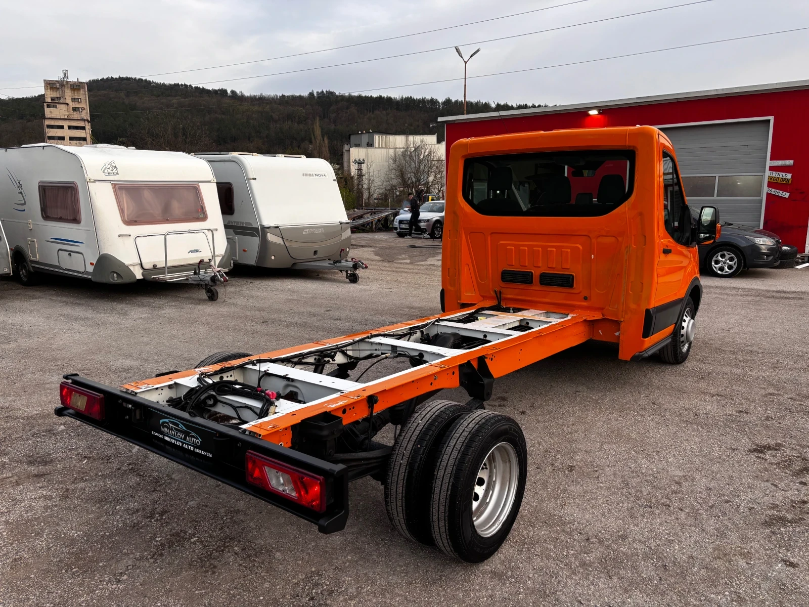 Ford Transit 2.0TDCI ШАСИ/ДВОЙНА ГУМА/, снимка 3 - Бусове и автобуси - 54193813