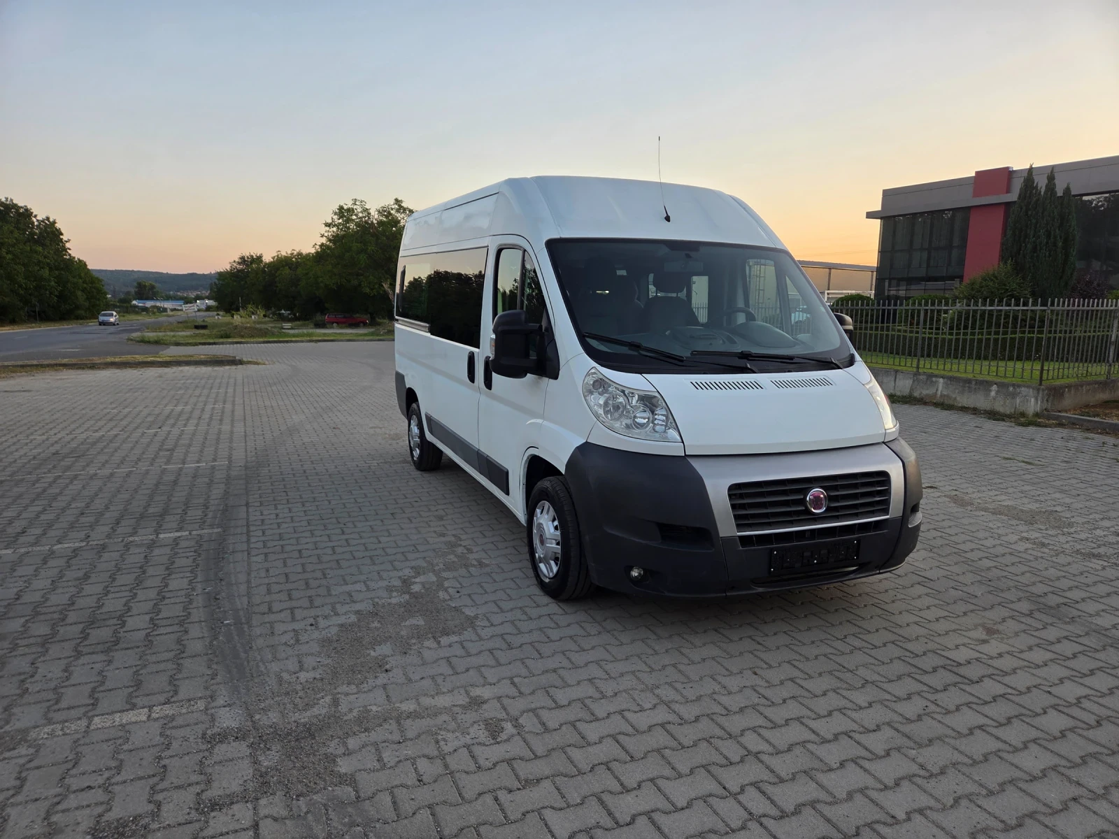 Fiat Ducato 2.3-120к.с 8+ 1 -нов внос, снимка 2 - Бусове и автобуси - 55504554