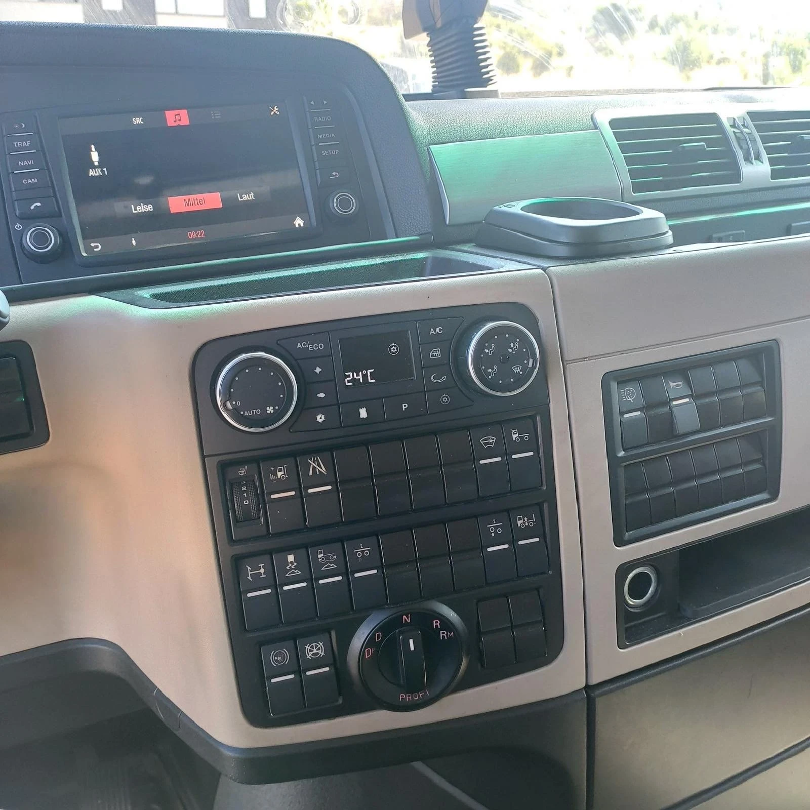 Man Tgx  MEGA | Mobile.bg   12