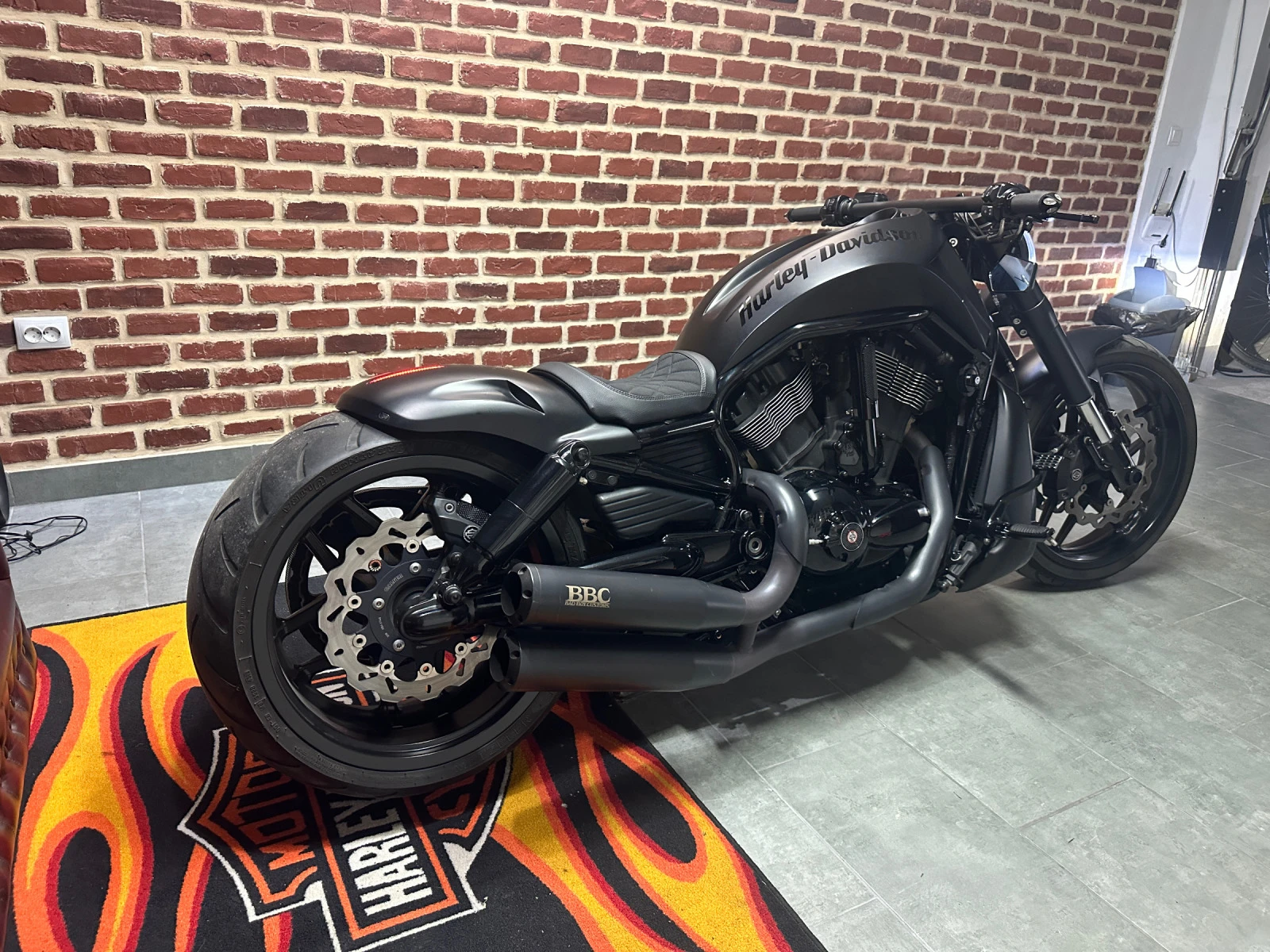 Harley-Davidson V-Rod Night rod special BAD BOY CUSTOM - изображение 3