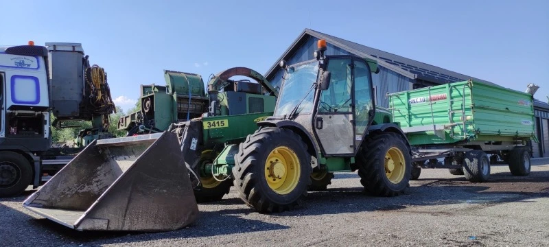 Телескопичен товарач John Deere 3415, снимка 8 - Селскостопанска техника - 47179056