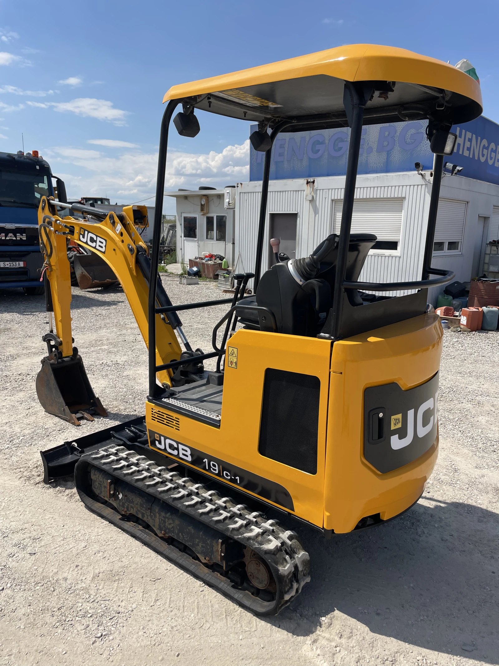 Багер JCB 19 C-1 PC - изображение 6