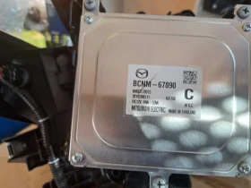 Фар ляв Мазда 3 2019, снимка 4