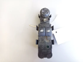 Копче модул ел стъкло предно ляво Ситроен Ц3 Пикасо (ч)