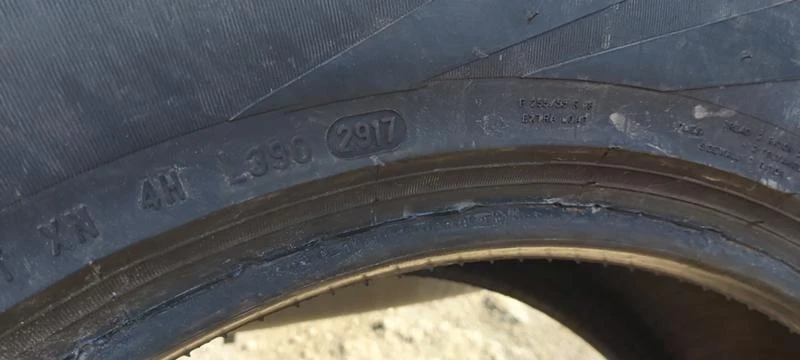 Гуми Зимни 255/55R18, снимка 10 - Гуми и джанти - 31141285