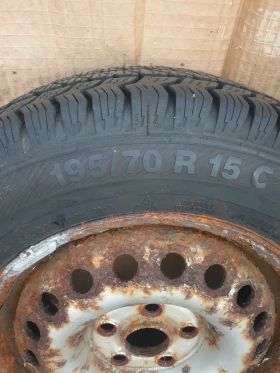 Гуми Зимни 195/70R15, снимка 3 - Гуми и джанти - 49550975