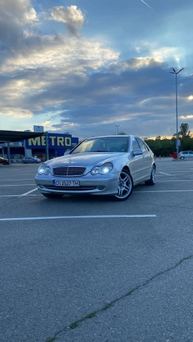 Mercedes-Benz C 240 Бензин-Газ, снимка 1