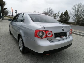 VW Jetta 1, 9 Т.D.i-105k.c.НАВИ, ПЕРФЕКТЕН - 3400 € / 6649.82 лв. - 54349604 3