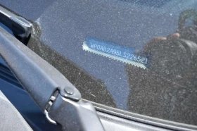 Porsche 911 Carrera 4S Coupe  CARFAX | Auto.bg — изображение 12