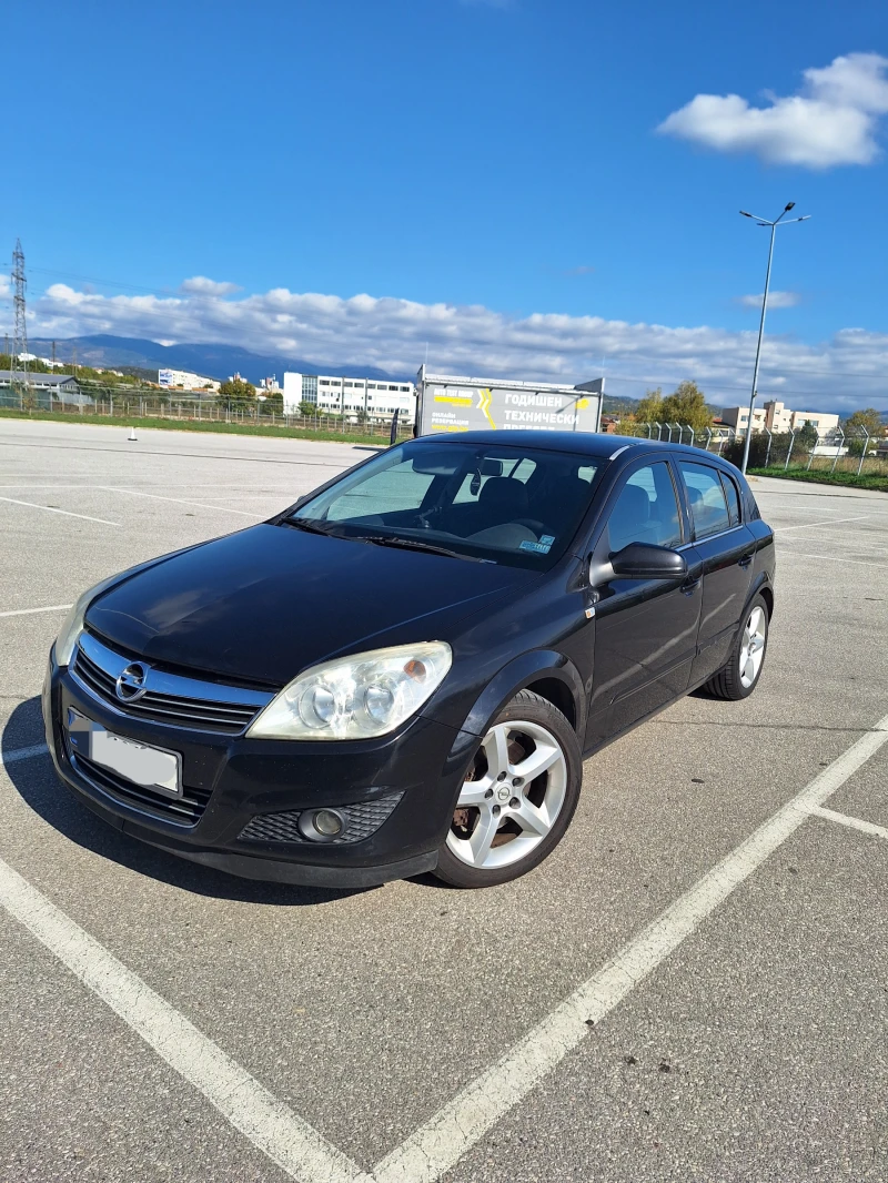 Opel Astra 1.7 CDTI, снимка 1 - Автомобили и джипове - 47565096