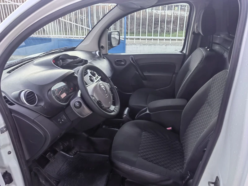 Renault Kangoo 1.5, снимка 7 - Автомобили и джипове - 48506781