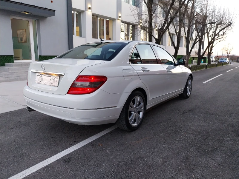 Mercedes-Benz C 220 NAVI/KOJA/6ск./ОМ-646, снимка 4 - Автомобили и джипове - 48604131