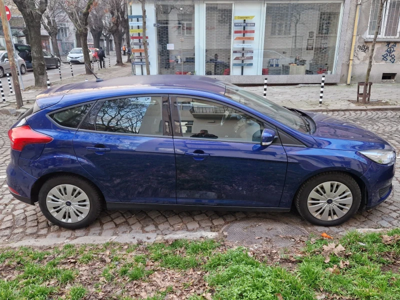 Ford Focus 1.5 TDCi, снимка 4 - Автомобили и джипове - 48843712