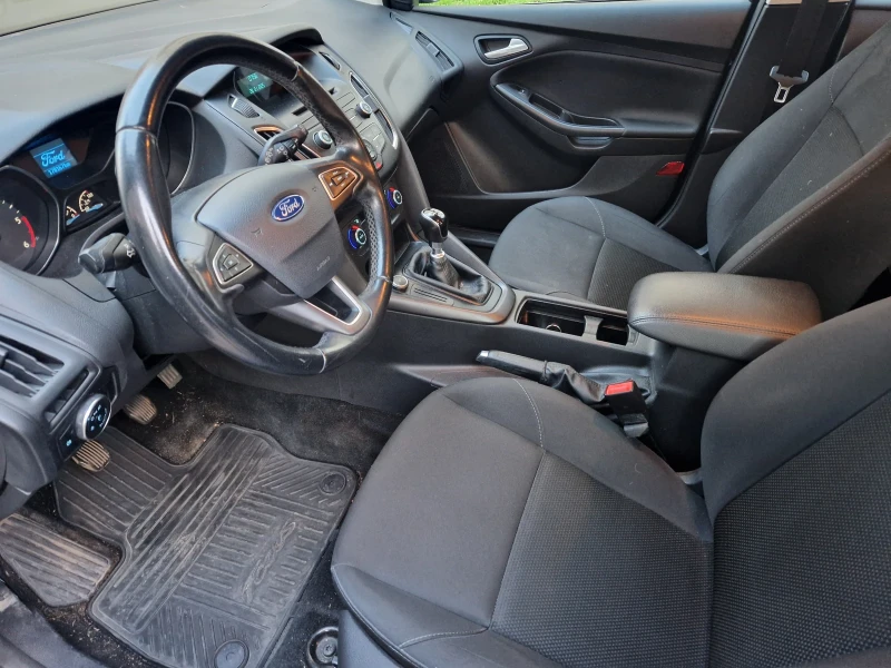 Ford Focus 1.5 TDCi, снимка 7 - Автомобили и джипове - 48843712