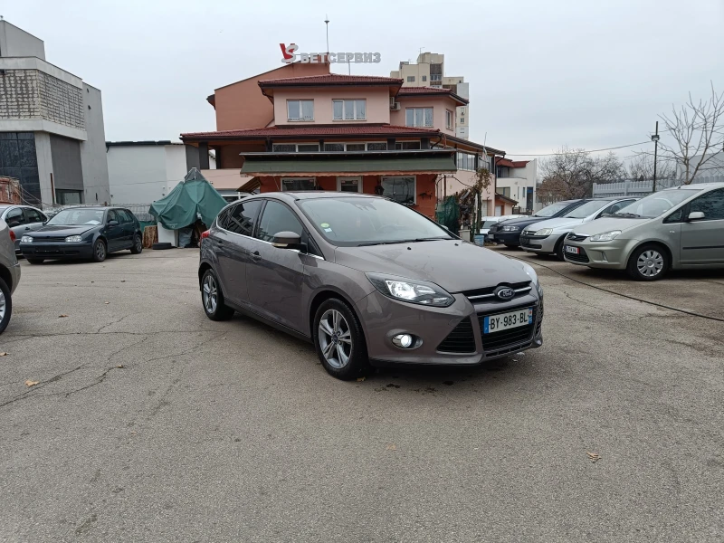 Ford Focus 1.6 BARTER 95, снимка 1 - Автомобили и джипове - 49136957