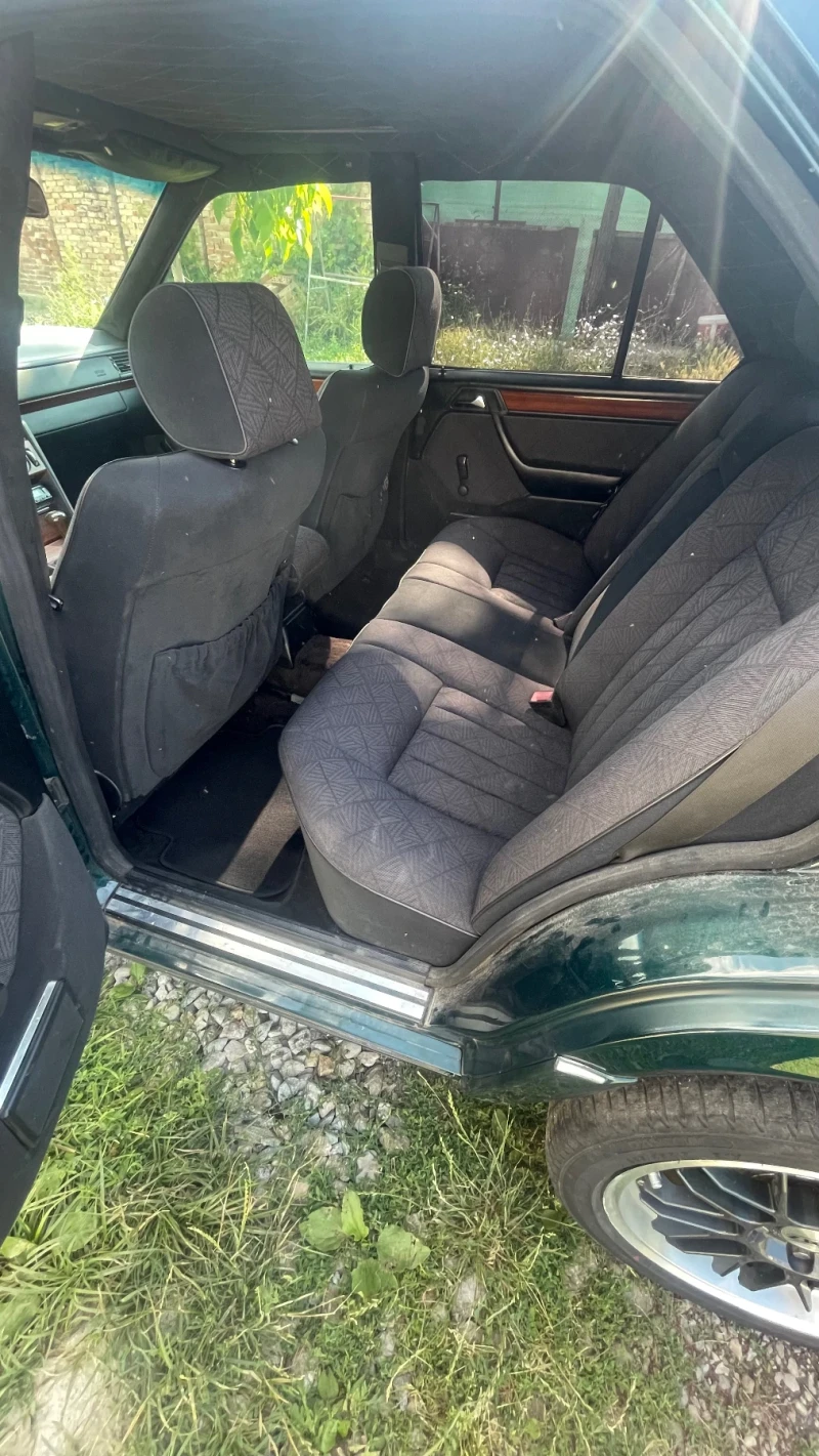 Mercedes-Benz E 300 OM 606, снимка 9 - Автомобили и джипове - 50926495