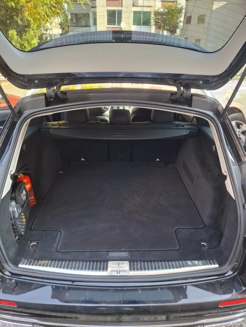 Mercedes-Benz E 220 E 220 d Estate Avantgarde , снимка 9 - Автомобили и джипове - 53095578