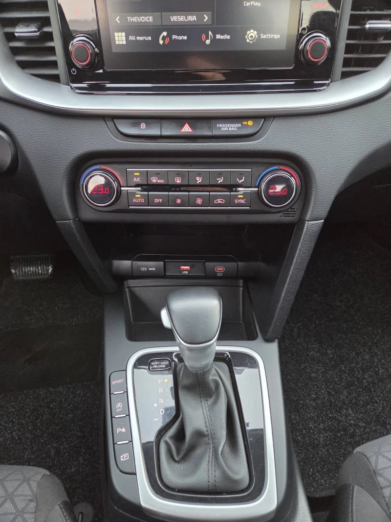 Kia Ceed 1.5 T-gdi Гаранция, снимка 6 - Автомобили и джипове - 53161949