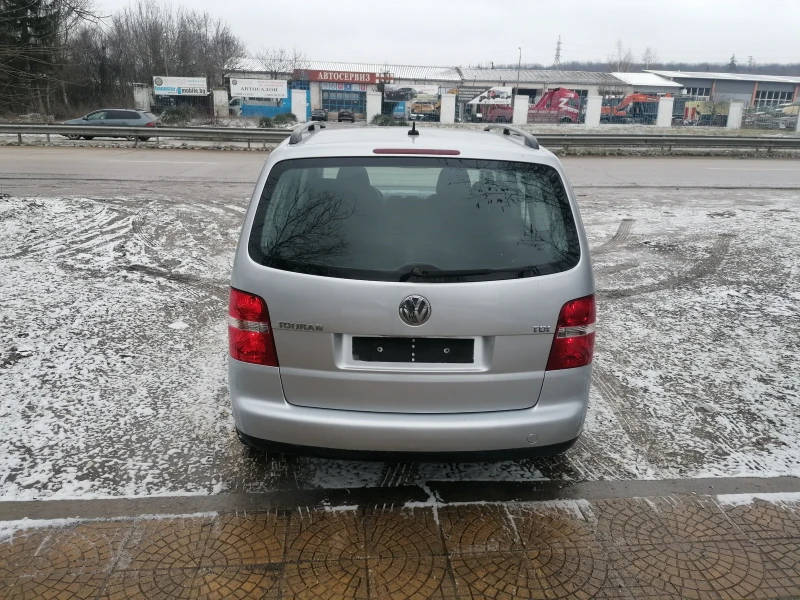 VW Touran 1.9 TDI 105kc, снимка 6 - Автомобили и джипове - 53424968