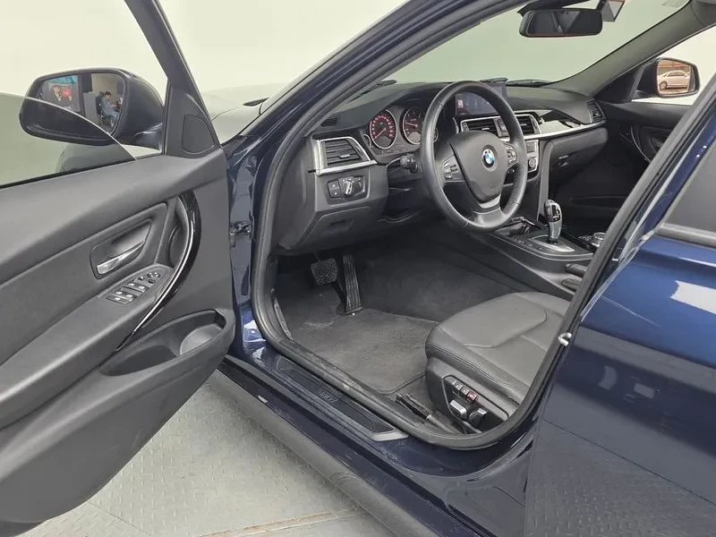 BMW 320 d, снимка 10 - Автомобили и джипове - 54592497