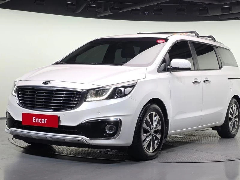 Kia Carnival 2.2 Automatic