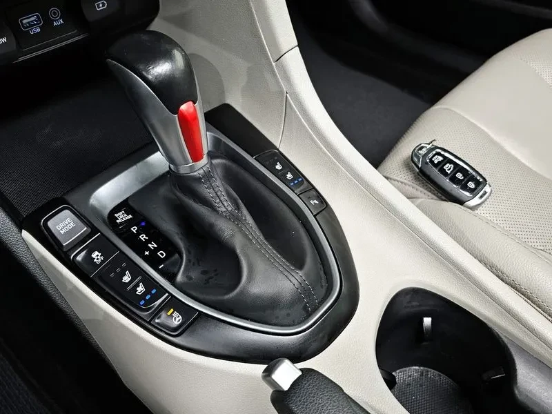 Hyundai Veloster  1.6 Turbo Sport Core | Mobile.bg � ����������� 9
