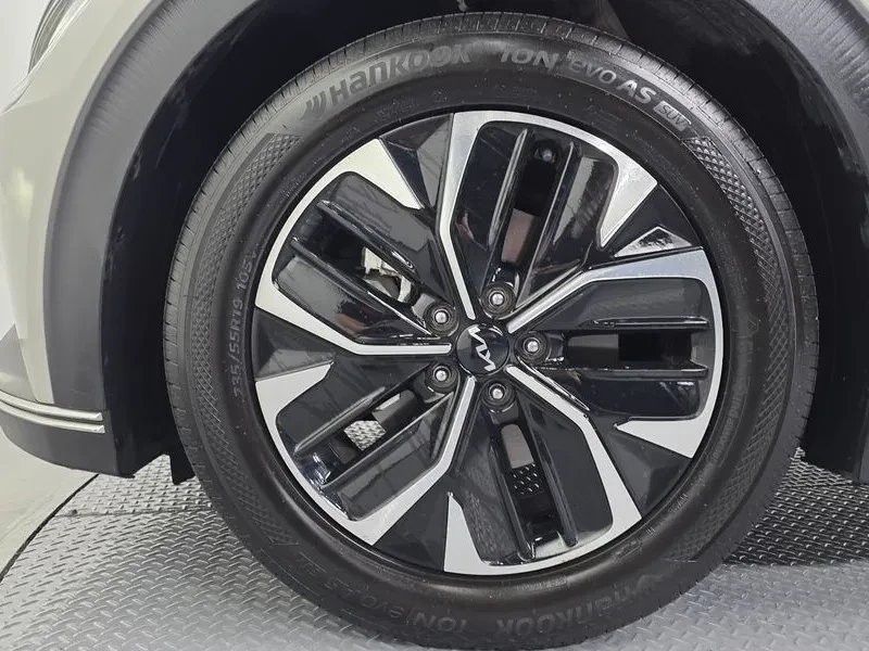 Kia EV6 Long Range Air - САМО 30% АВАНС, снимка 5 - Автомобили и джипове - 56288111