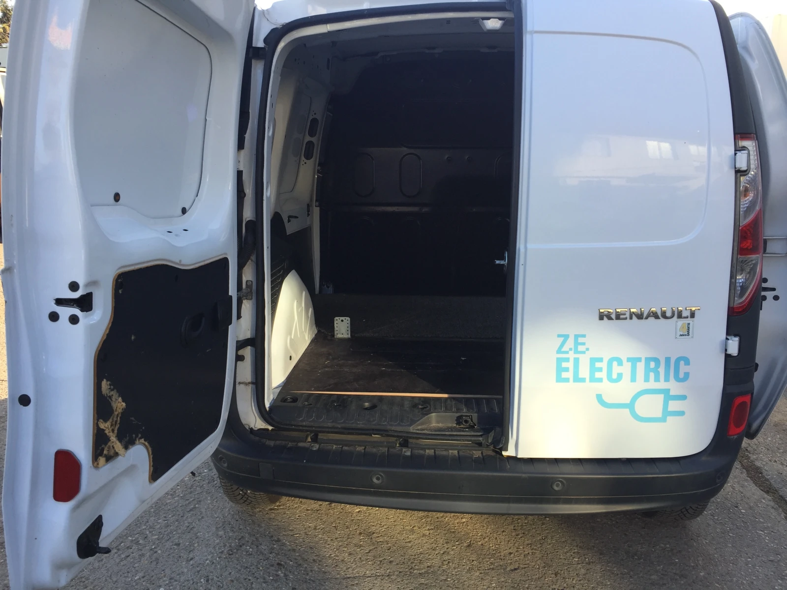 Renault Kangoo | Mobile.bg — изображение 13