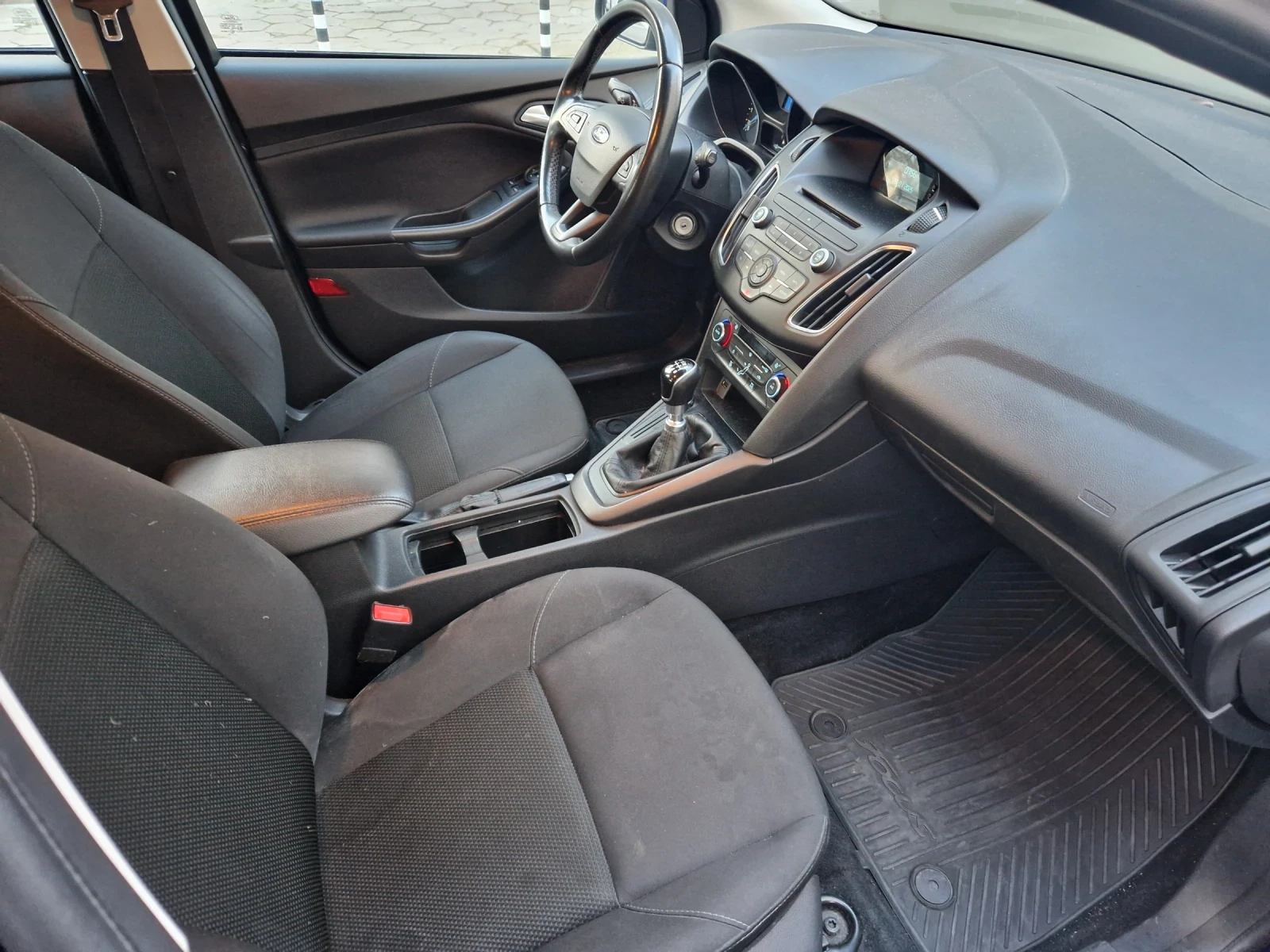Ford Focus 1.5 TDCi - изображение 8