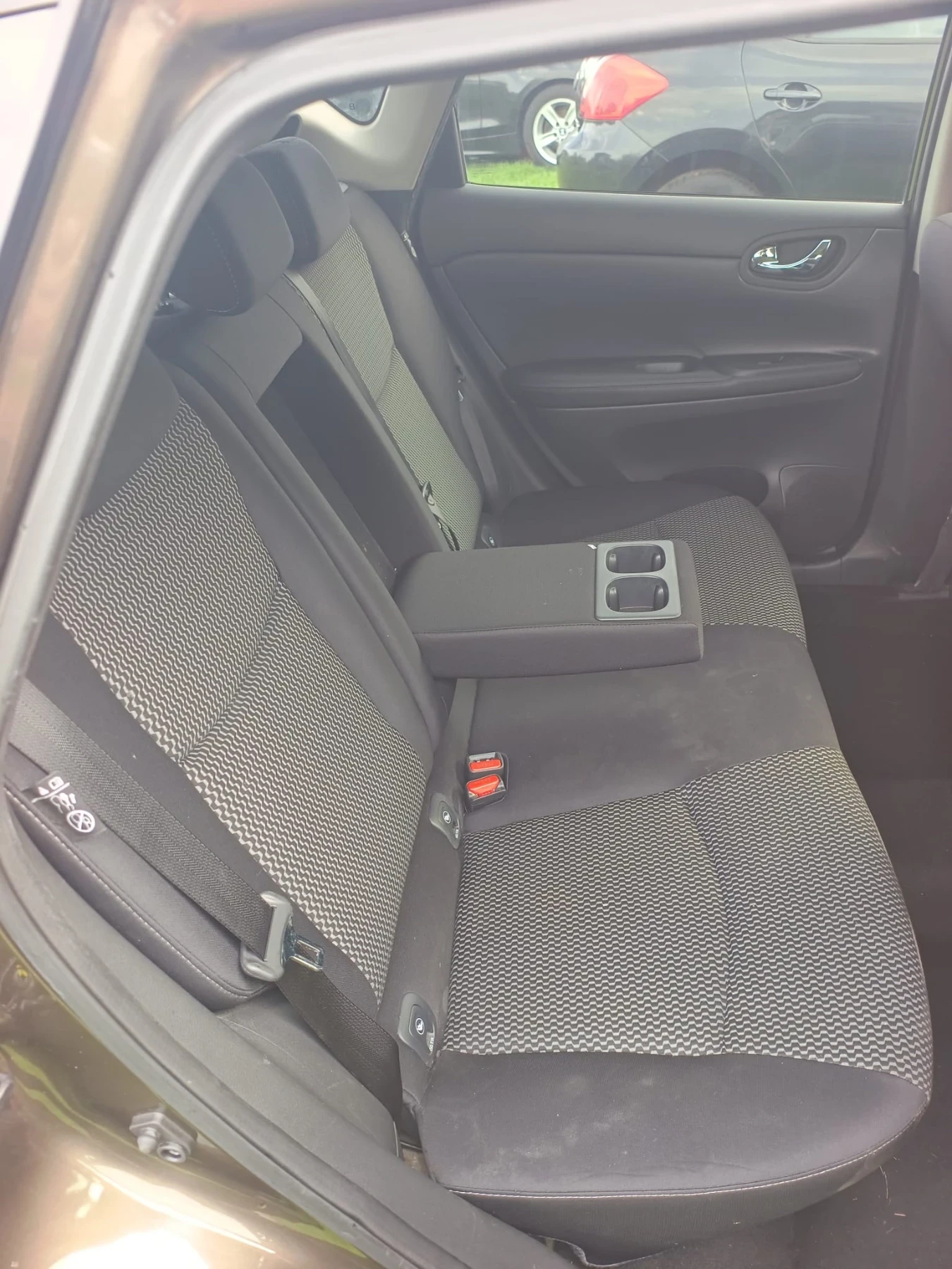 Nissan Pulsar 1.2-116кс, Автоматик, Euro 6 - изображение 8