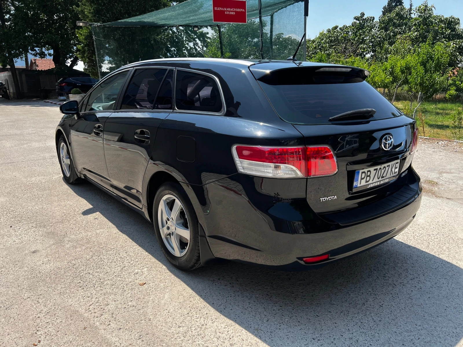 Toyota Avensis 1.6i* 132кс* КАМЕРА* НАВИ* 2 КЛЮЧА* ДОБРИ ГУМИ* РЕ - изображение 4