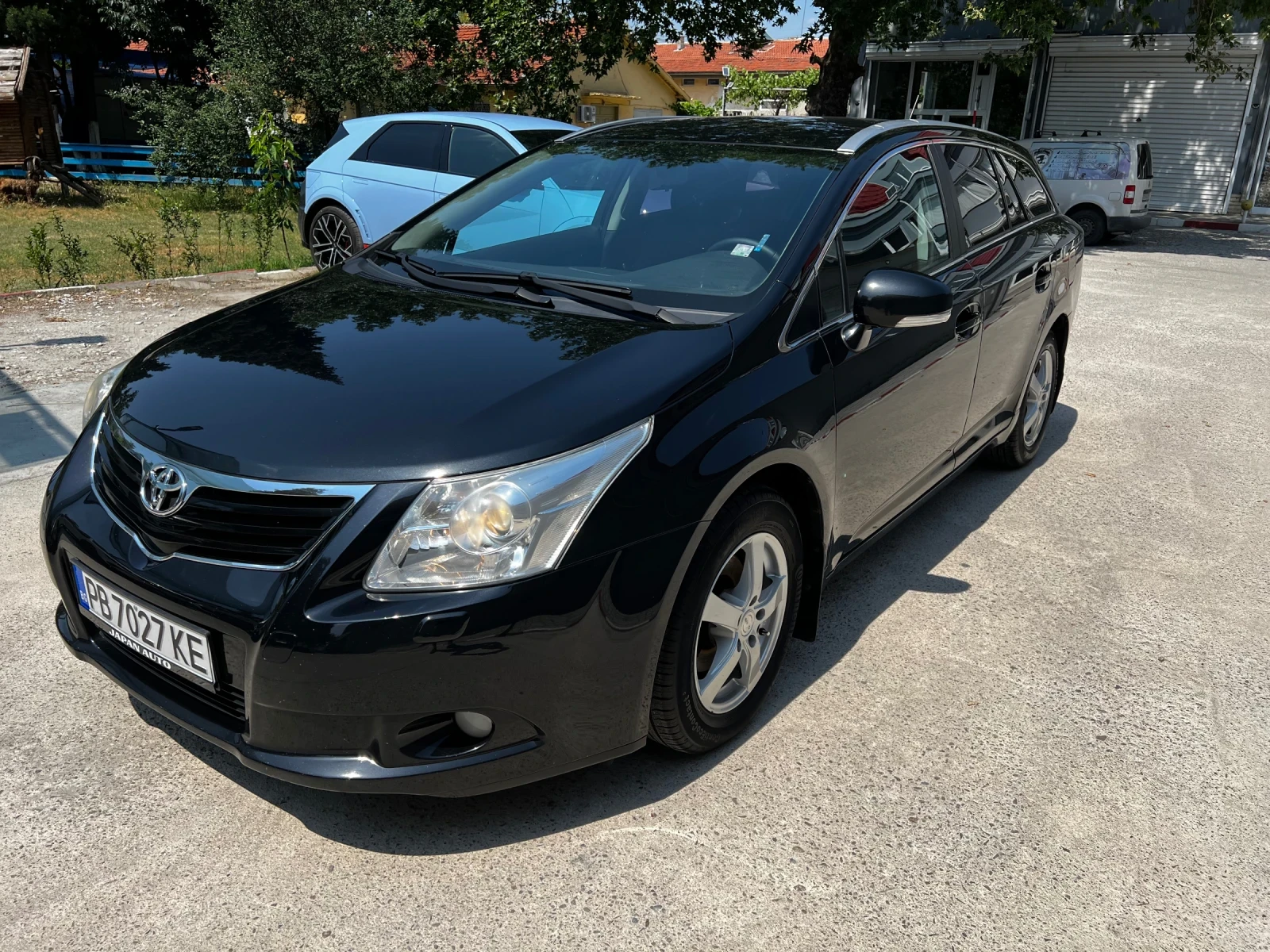 Toyota Avensis 1.6i* 132кс* КАМЕРА* НАВИ* 2 КЛЮЧА* ДОБРИ ГУМИ* РЕ - изображение 5