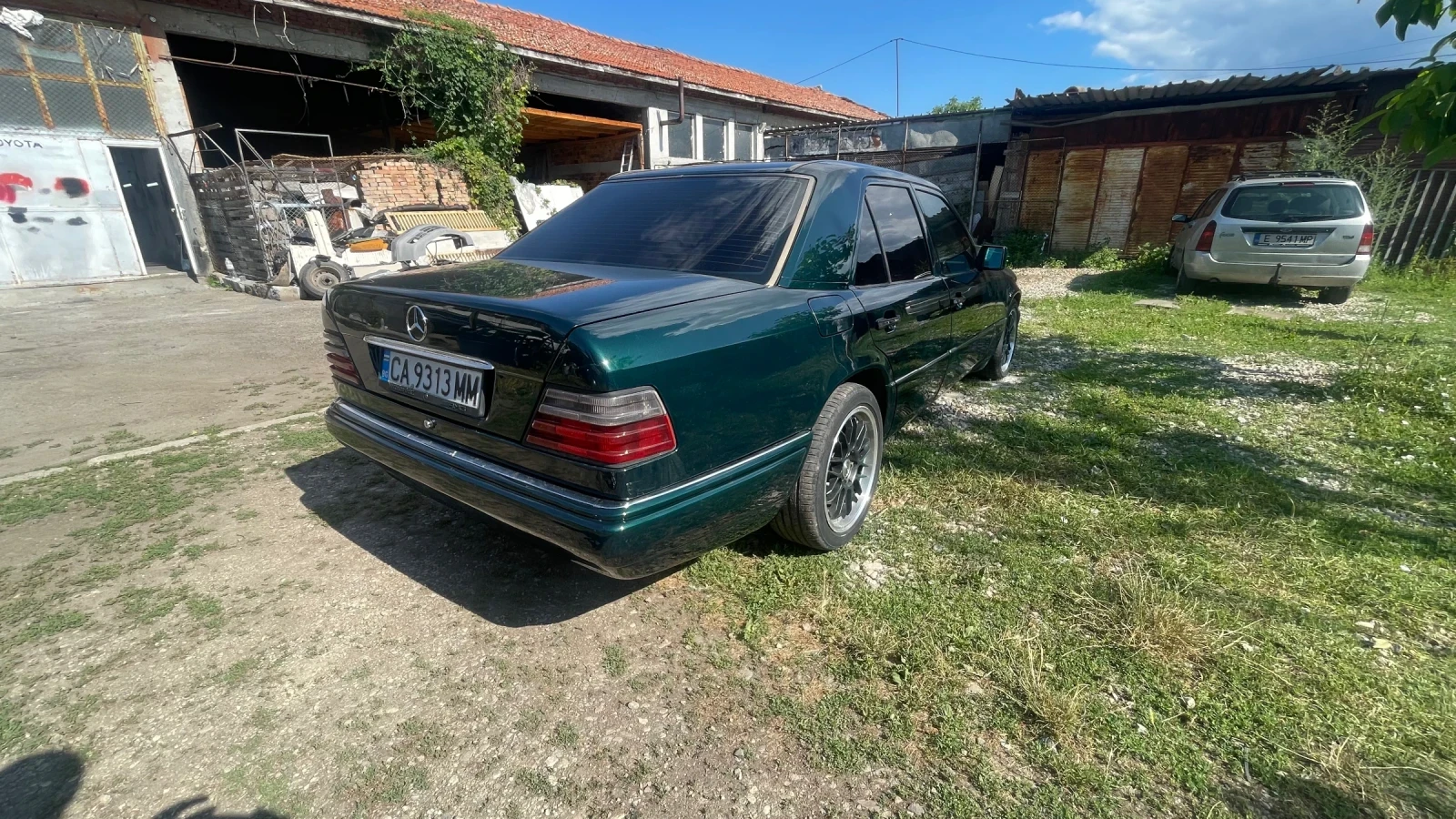 Mercedes-Benz E 300 OM 606 - изображение 3