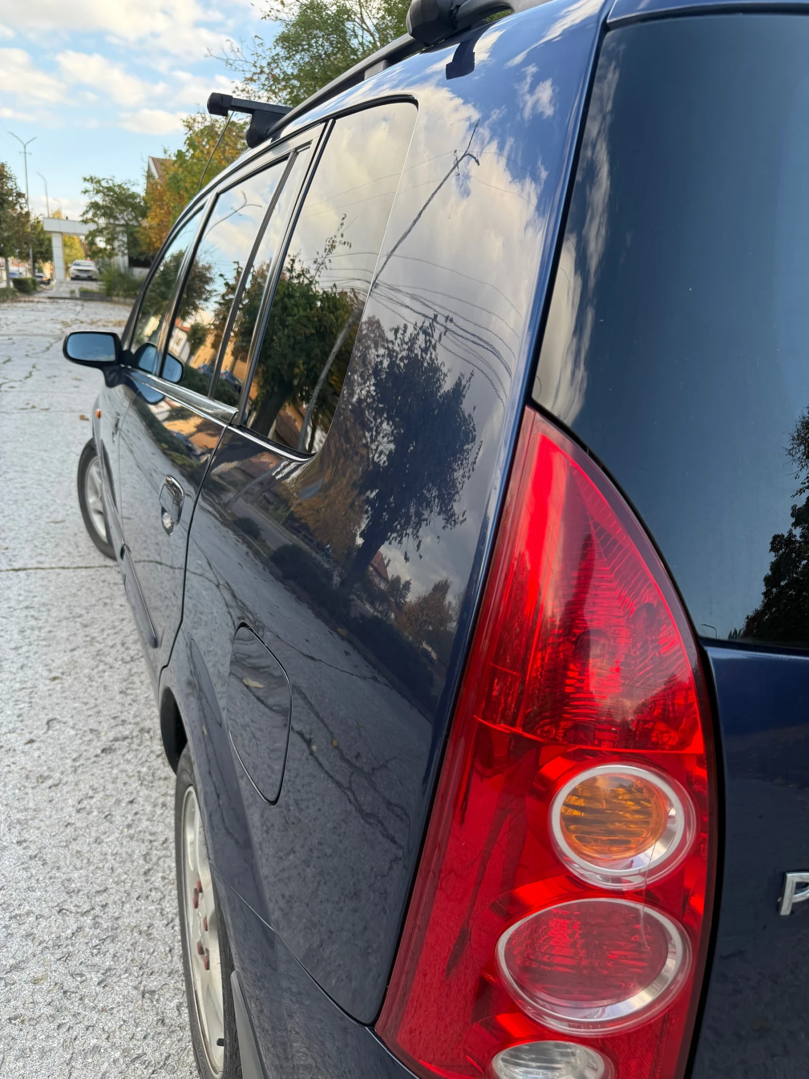 Mazda Premacy  - изображение 4