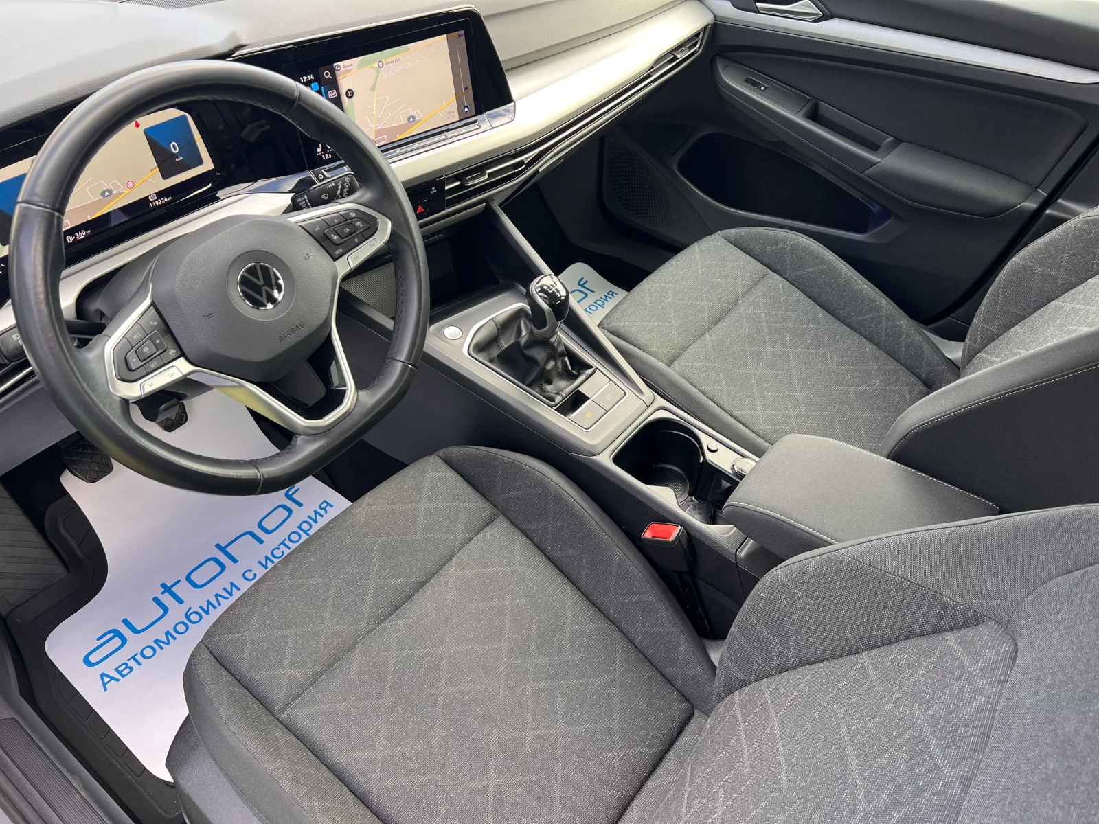 VW Golf Life/1.5e-TSI/150k.c./6MT/Гаранция - изображение 7