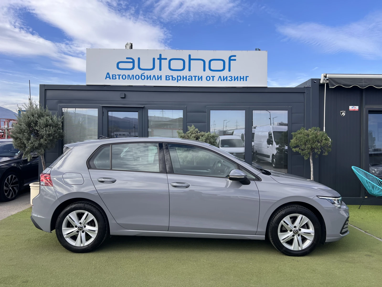 VW Golf Life/1.5e-TSI/150k.c./6MT/Гаранция - изображение 5