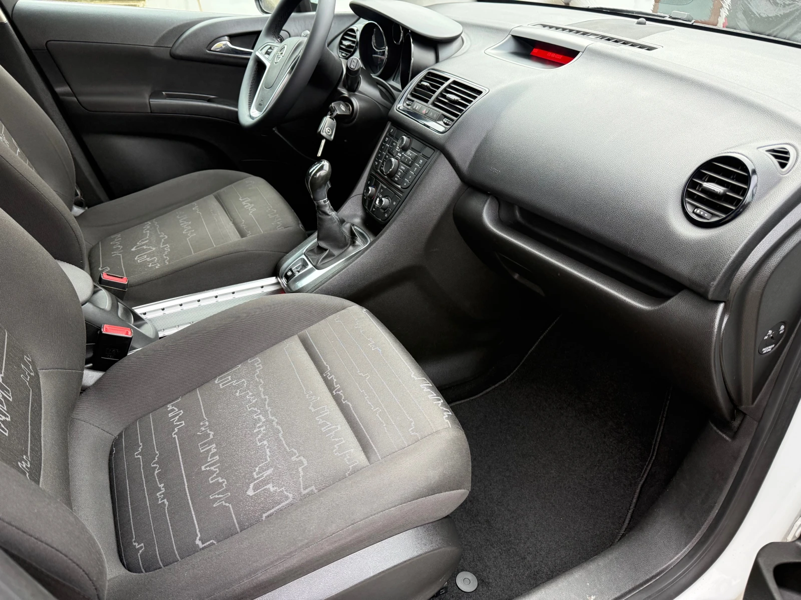 Opel Meriva 1.4i - изображение 9