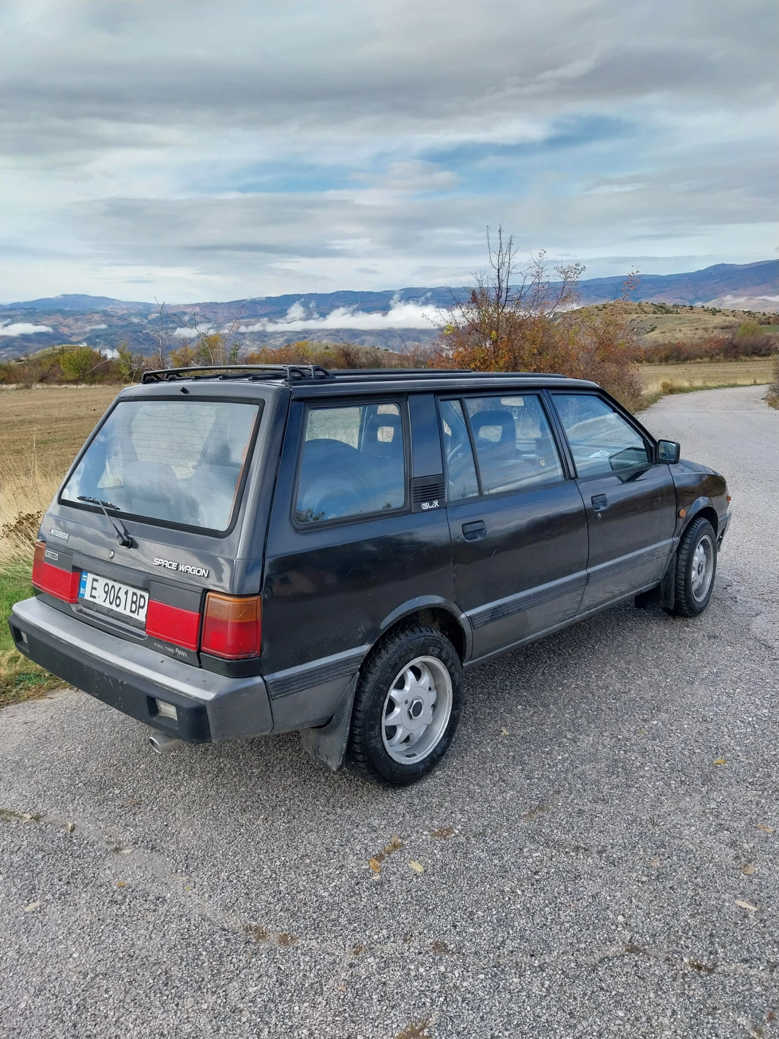 Mitsubishi Space wagon 4 Х 4 - изображение 3
