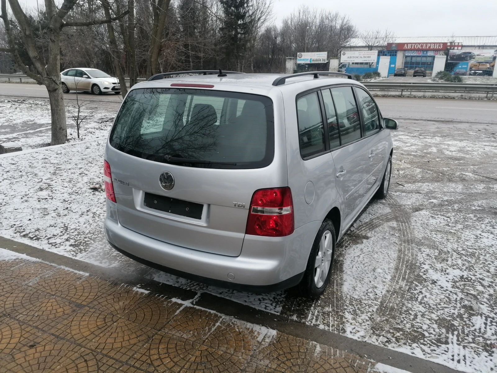 VW Touran 1.9 TDI 105kc - изображение 7