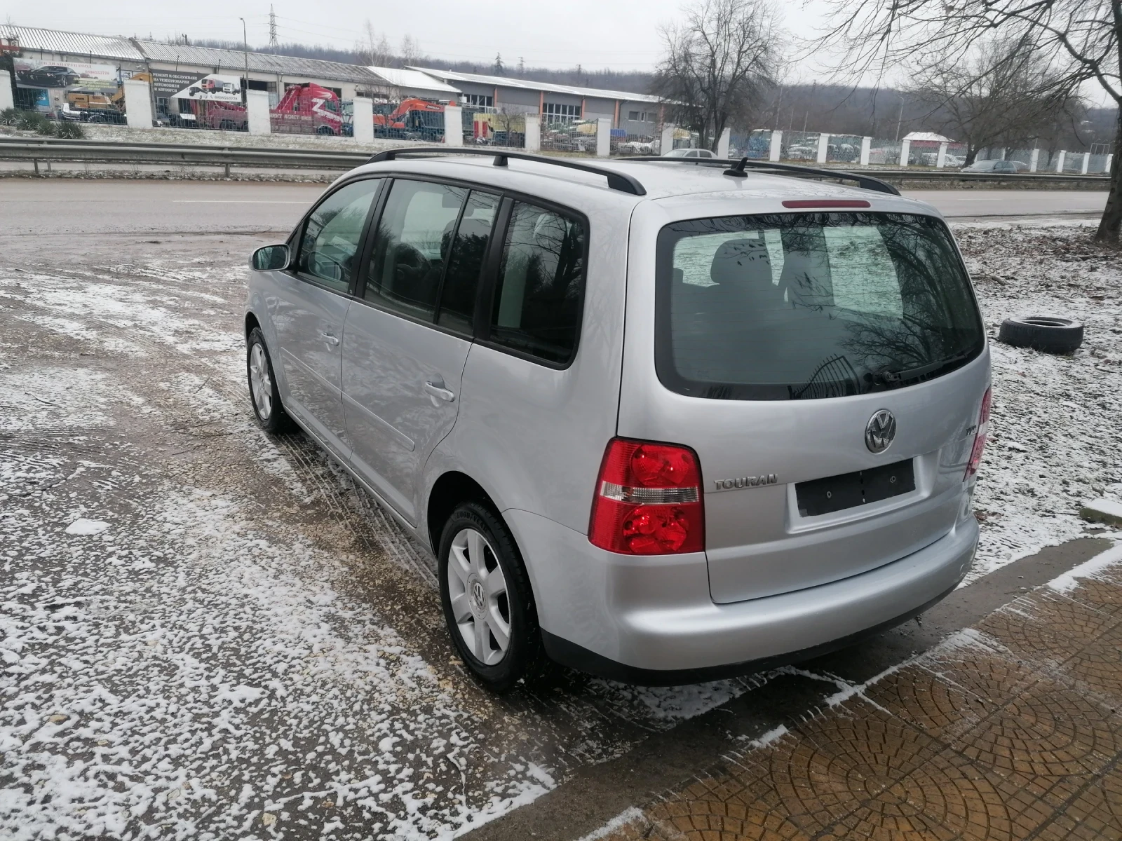VW Touran 1.9 TDI 105kc - изображение 5