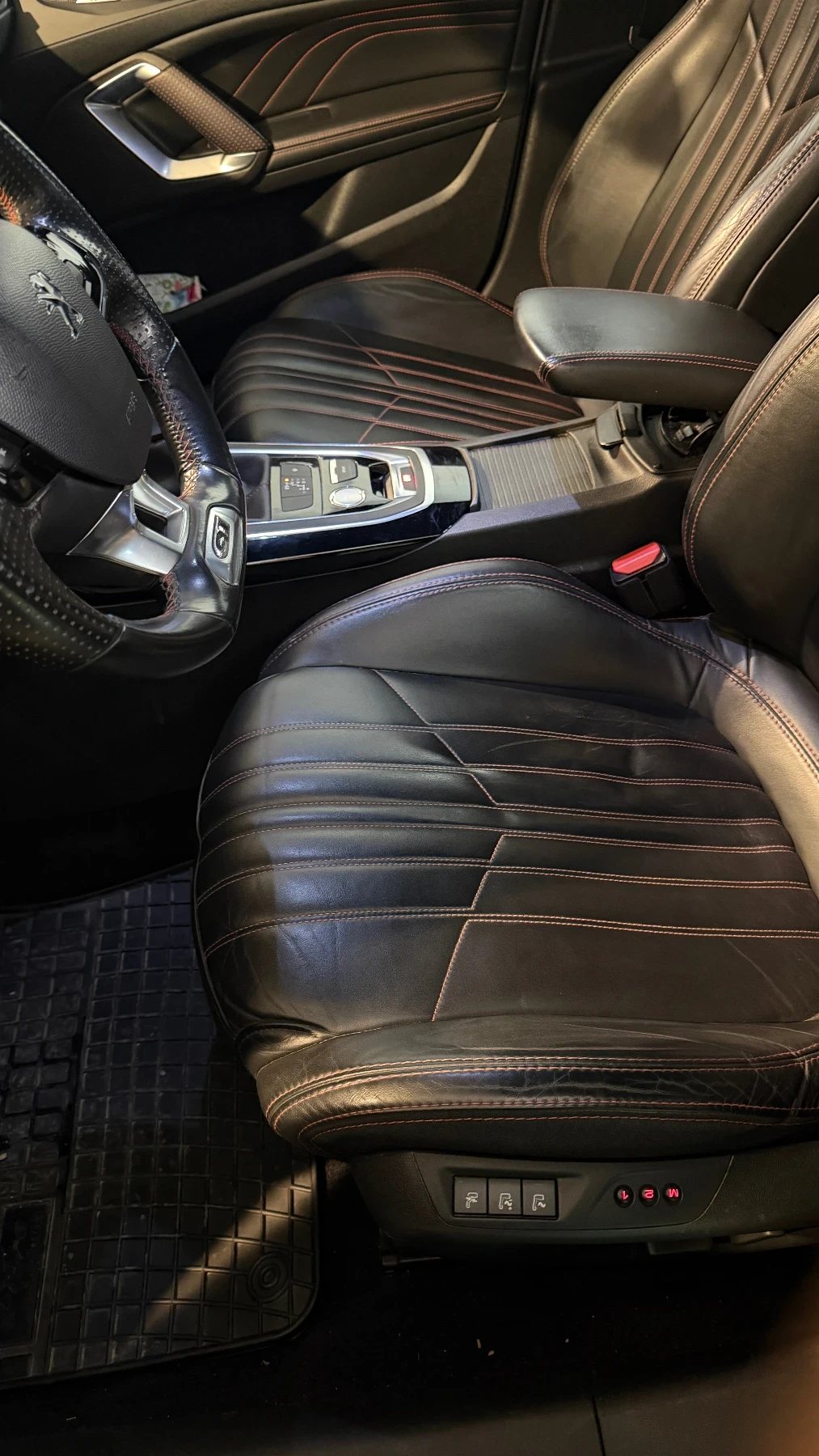 Peugeot 308 GT, снимка 11 - Автомобили и джипове - 54015427