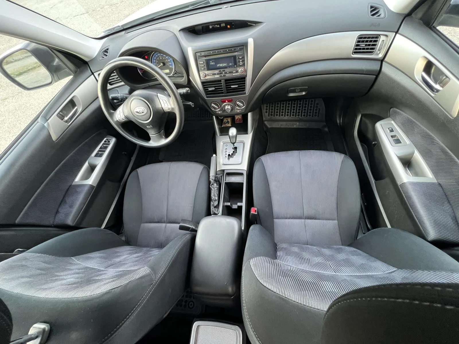 Subaru Forester, снимка 11 - Автомобили и джипове - 54652587